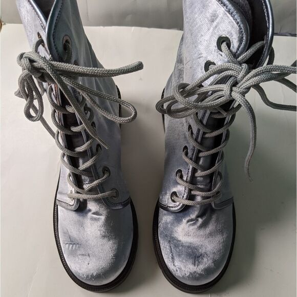 𝅺STUART Weitzman Metermaid boots 7.5 BNWOB - Picture 5 of 11